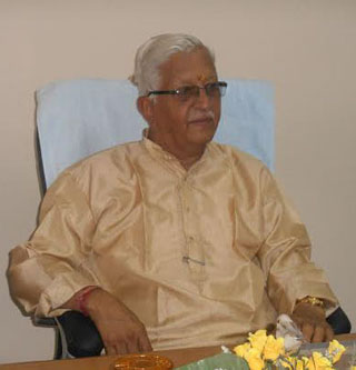 Vice Chancellor DSVV, Shri Sharad Pardhy